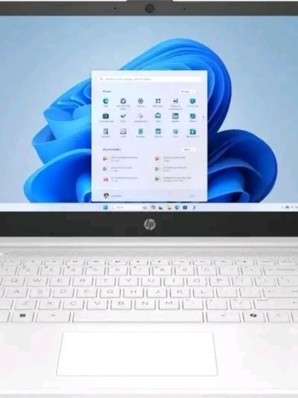 HP Laptop 14- ds6102ds 14 Inch Touchscreen Windows 11